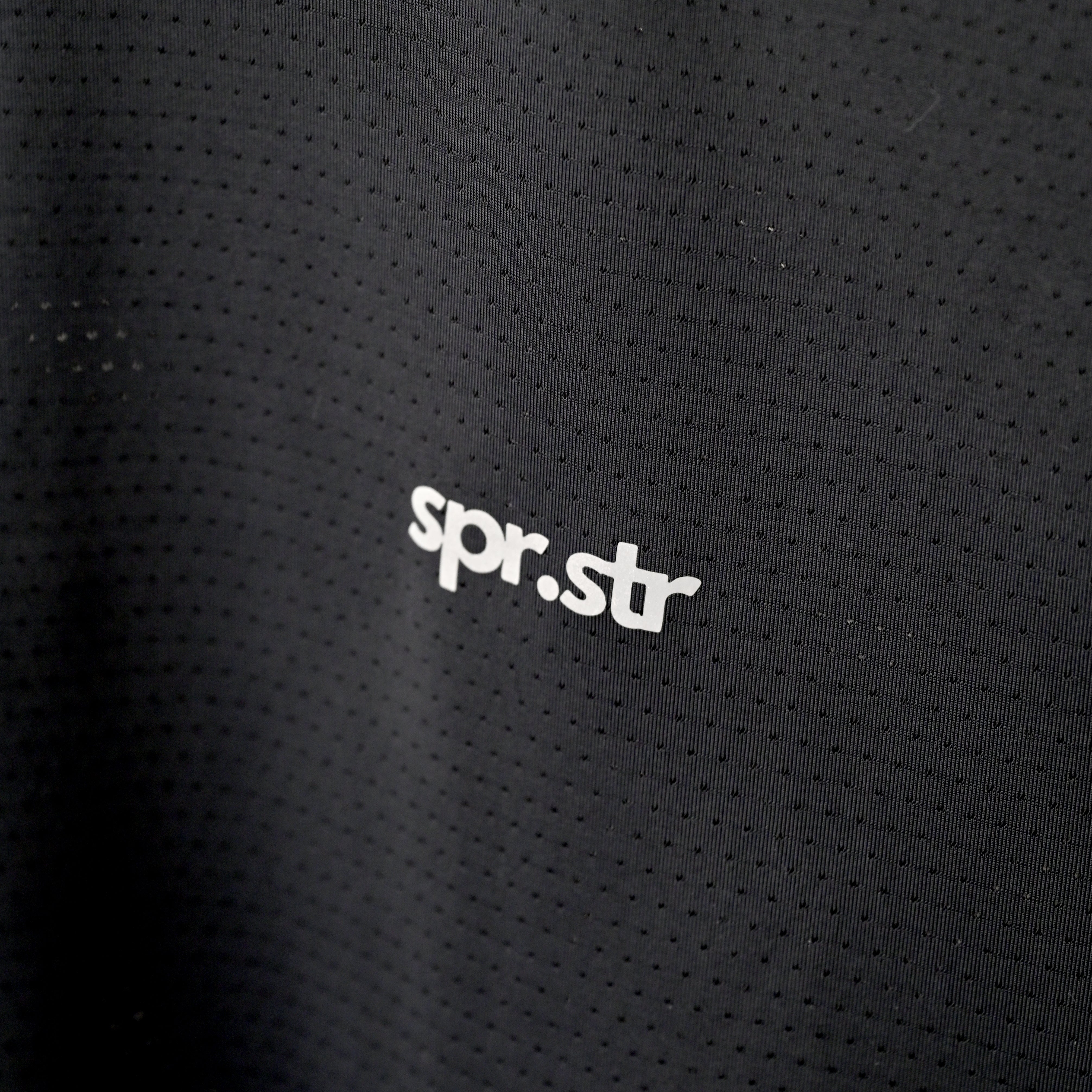 Instantly Cool to Touch